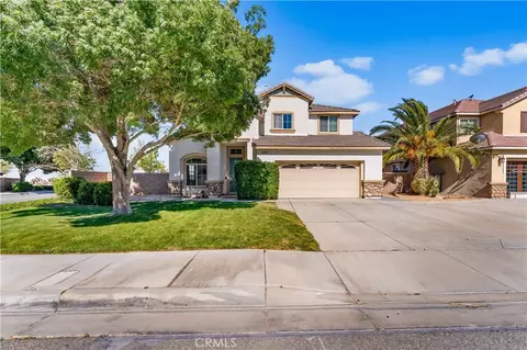 Exterior - 38208 Grant Dr, Palmdale, CA 93552 photo 5 of 5