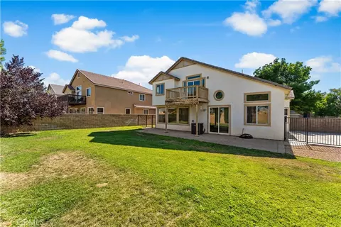 Exterior - 38208 Grant Dr, Palmdale, CA 93552 photo 4 of 5