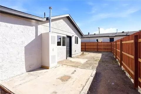Exterior - 2484 Nadean, Mojave, CA 93501 photo 5 of 6