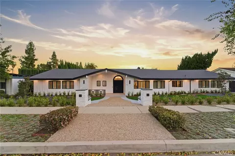 19510 Merridy, Northridge, CA 91324