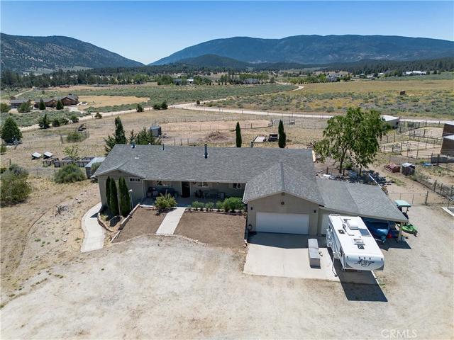 10960 Steinhoff Rd, Frazier Park, CA 93225