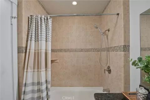 Bath - 1529 Omalley Ave, Upland, CA 91786 photo 2 of 3