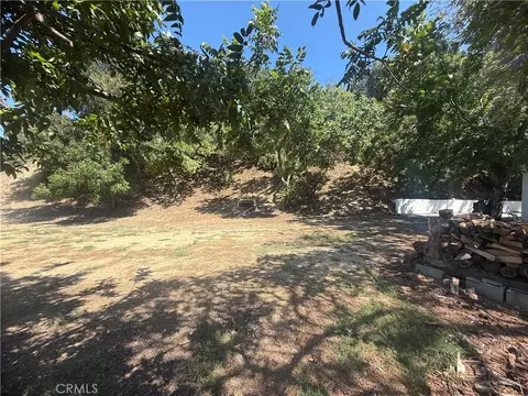3511 Beverly Glen Blvd, Sherman Oaks, CA 91423