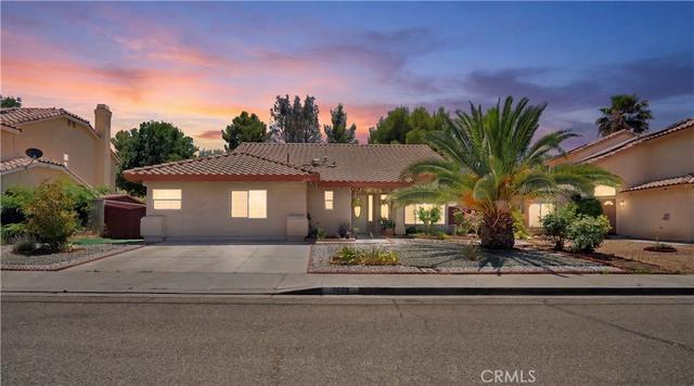 2608 Overland Ave, Lancaster, CA 93536