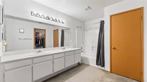 Bath - 37859 Tamara, Palmdale, CA 93550 photo 1 of 1