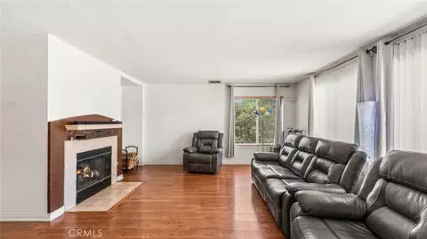 Living - 37859 Tamara, Palmdale, CA 93550 photo 3 of 5