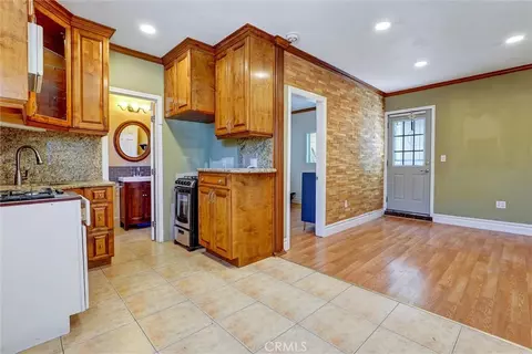 Other - 20355 Mobile, Winnetka, CA 91306 photo 10 of 14