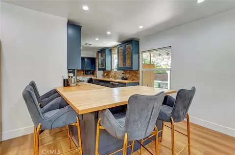 Other - 20355 Mobile, Winnetka, CA 91306 photo 3 of 14