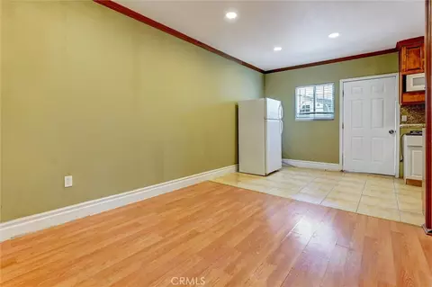 Living - 20355 Mobile, Winnetka, CA 91306 photo 3 of 3