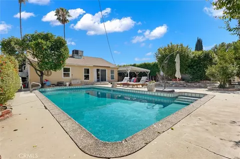 Exterior - 20355 Mobile, Winnetka, CA 91306 photo 3 of 9