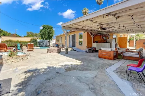 Exterior - 20355 Mobile, Winnetka, CA 91306 photo 7 of 9
