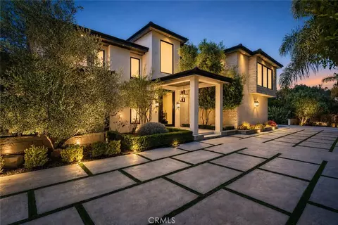 5334 Encino Ave, Encino, CA 91316