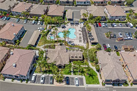 View/Area - 19523 Opal Ln, Saugus, CA 91350 photo 2 of 5