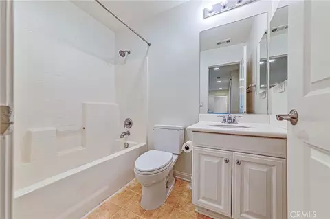 Bath - 19523 Opal Ln, Saugus, CA 91350 photo 2 of 3