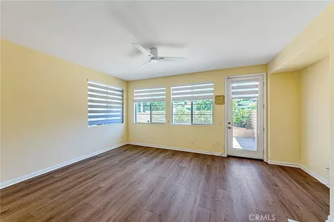 Living - 19523 Opal Ln, Saugus, CA 91350 photo 2 of 5