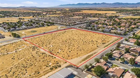 2000 E Lancaster Blvd, Lancaster, CA 93535 photo 4