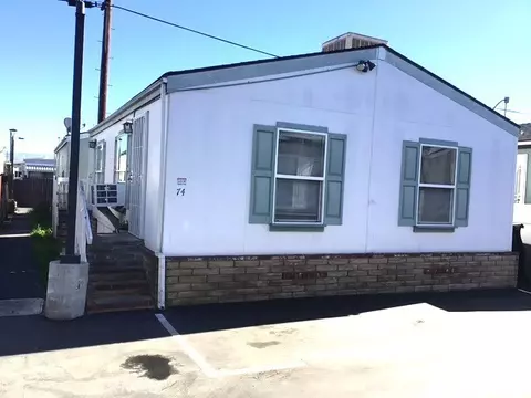 7560 Woodman #SCP74, Van Nuys, CA 91405