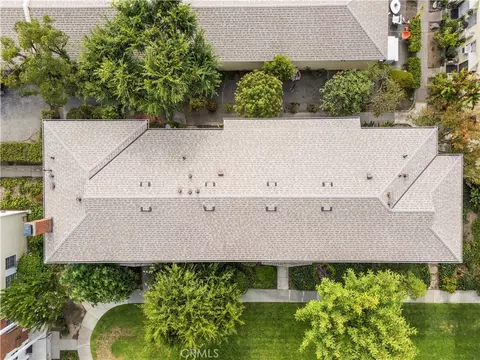 View/Area - 527 E Maple, Glendale, CA 91205 photo 2 of 8