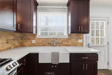 Kitchen - 527 E Maple, Glendale, CA 91205 photo 4 of 4