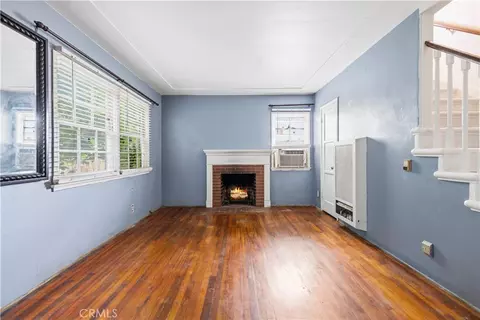 Living - 527 E Maple, Glendale, CA 91205 photo 2 of 4
