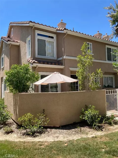 25712 Holiday Cir #A, Stevenson Ranch, CA 91381
