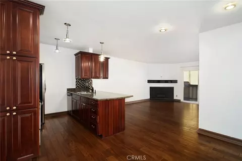 355 S Madison Ave #310, Pasadena, CA 91101