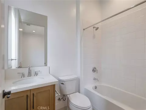 Bath - 11910 Red Hawk Ln, Porter Ranch, CA 91326 photo 9 of 9