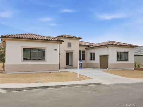 Exterior - 11910 Red Hawk Ln, Porter Ranch, CA 91326 photo 2 of 4