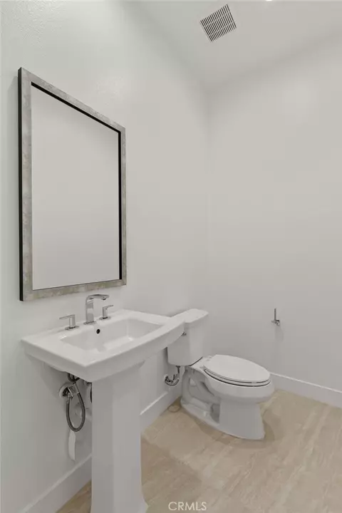 Bath - 11910 Red Hawk Ln, Porter Ranch, CA 91326 photo 1 of 6