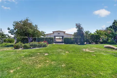 Exterior - 35962 52nd E, Palmdale, CA 93552 photo 4 of 11