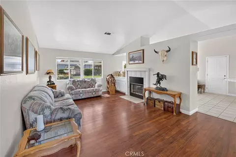 Living - 35962 52nd E, Palmdale, CA 93552 photo 2 of 2