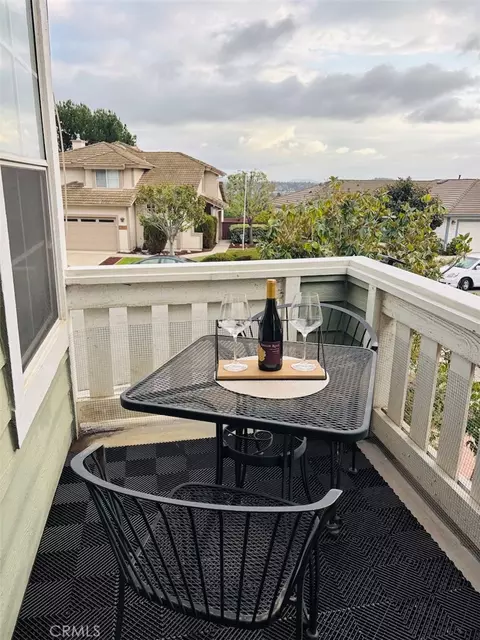 Exterior - 2114 Laura Dr, Escondido, CA 92027 photo 2 of 11