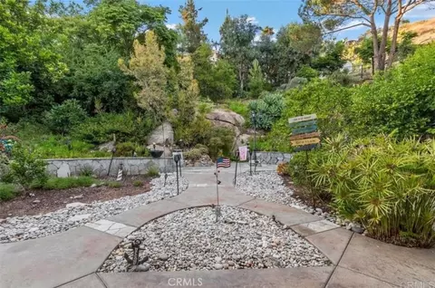 Exterior - 2114 Laura Dr, Escondido, CA 92027 photo 9 of 11
