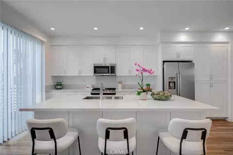 Kitchen - 365 Placemark, Irvine, CA 92614 photo 3 of 4