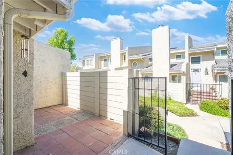 Exterior - 1878 Stow, Simi Valley, CA 93063 photo 2 of 4