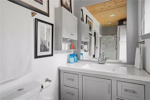 Bath - 328 Clay St, Fillmore, CA 93015 photo 1 of 1
