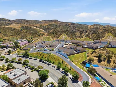 View/Area - 21716 Jack Pl, Saugus, CA 91350 photo 6 of 6