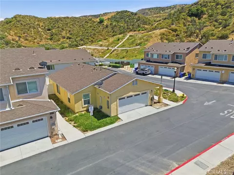 View/Area - 21716 Jack Pl, Saugus, CA 91350 photo 1 of 6