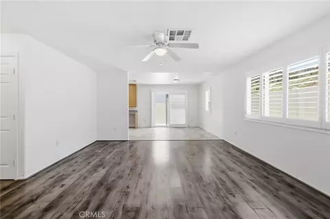 Living - 21716 Jack Pl, Saugus, CA 91350 photo 3 of 5
