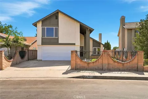 11423 Bartee Ave, Mission Hills, CA 91345