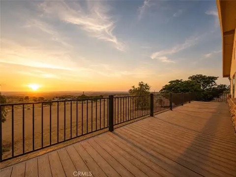 Exterior - 29935 Maypath Rd, Juniper Hills, CA 93543 photo 3 of 30