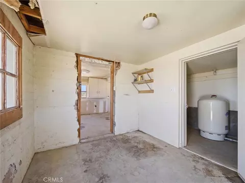 Entry Way - 29935 Maypath Rd, Juniper Hills, CA 93543 photo 1 of 1