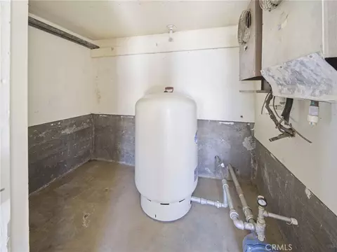 Other - 29935 Maypath Rd, Juniper Hills, CA 93543 photo 7 of 14