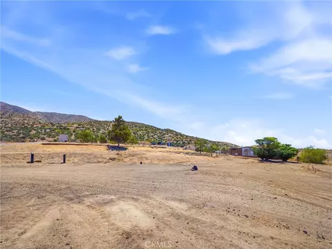 Other - 29935 Maypath Rd, Juniper Hills, CA 93543 photo 10 of 14