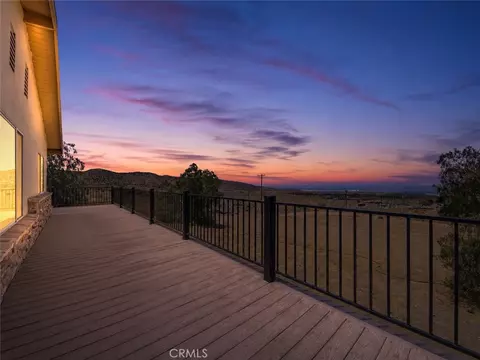Exterior - 29935 Maypath Rd, Juniper Hills, CA 93543 photo 29 of 30