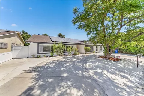 19243 Knapp St, Northridge, CA 91324