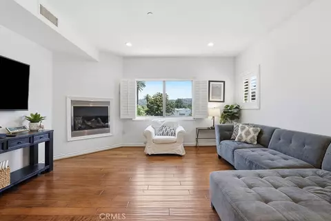 11504 Moorpark St #203, Studio City, CA 91602