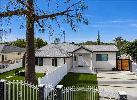 7445 Oakdale Ave, Winnetka, CA 91306