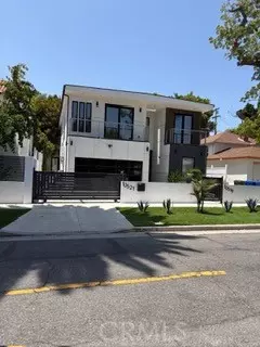 10519 Louisiana Ave, Los Angeles, CA 90025