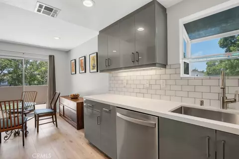 176 Gazania Ct, Thousand Oaks, CA 91362